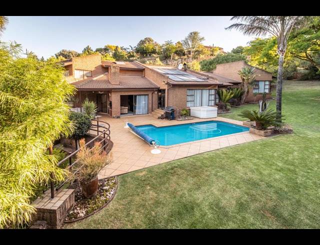 5 BEDROOM HOUSE FOR SALE IN NOORDHEUWEL
